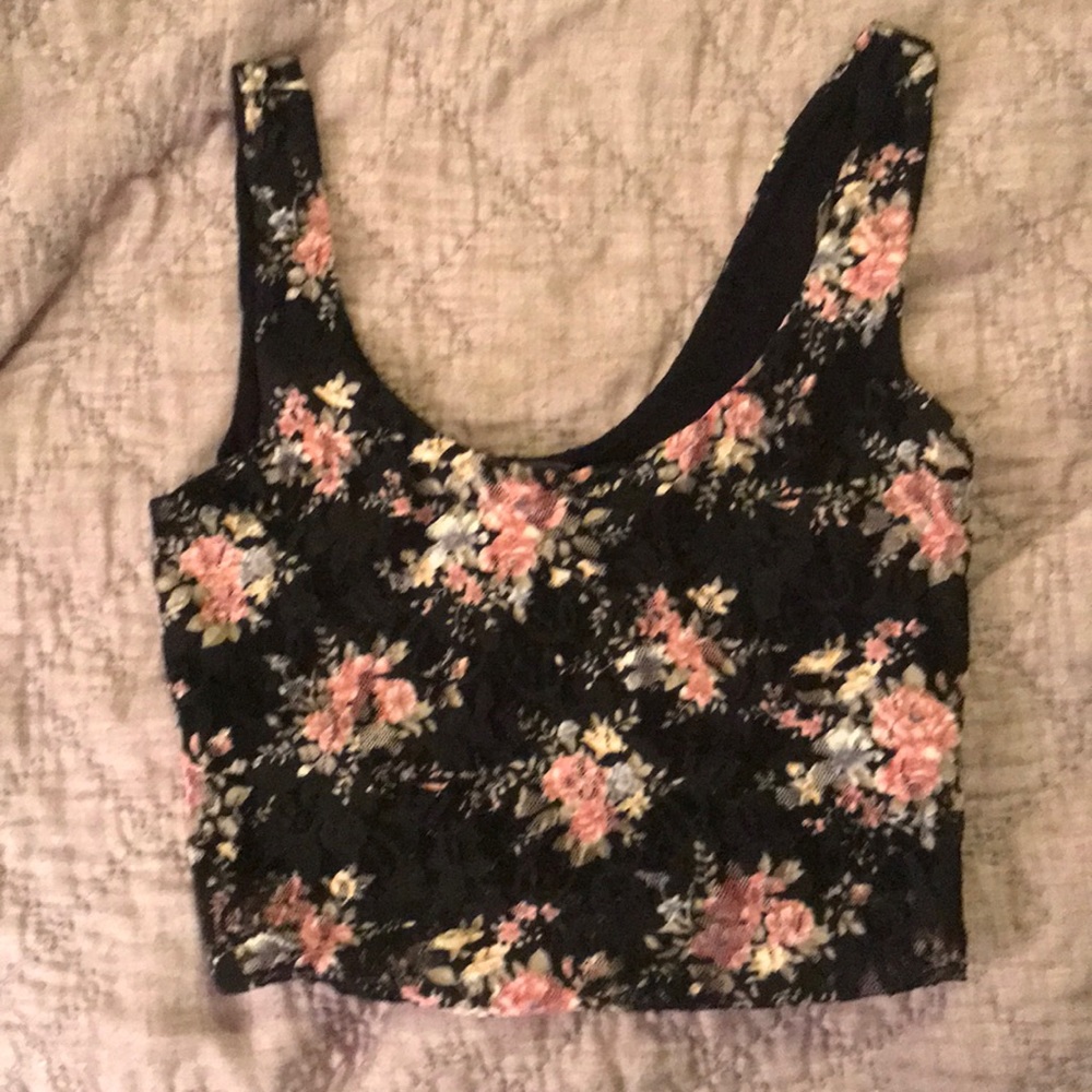 Lace floral UO crop top